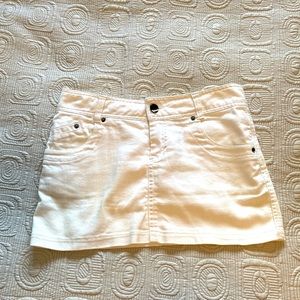 Bench white mini skirt size small (EUC)